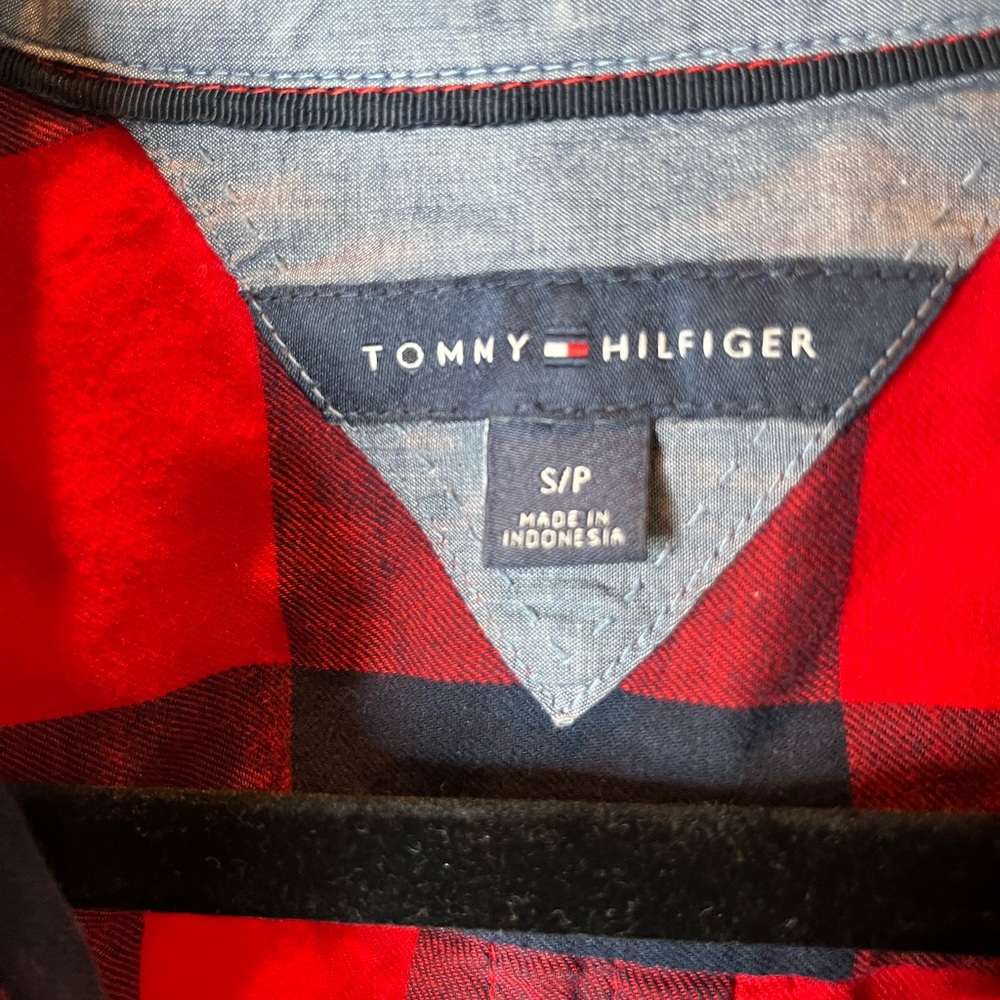 Tommy Hilfiger red and navy flannel shirt - Picture 2 of 5
